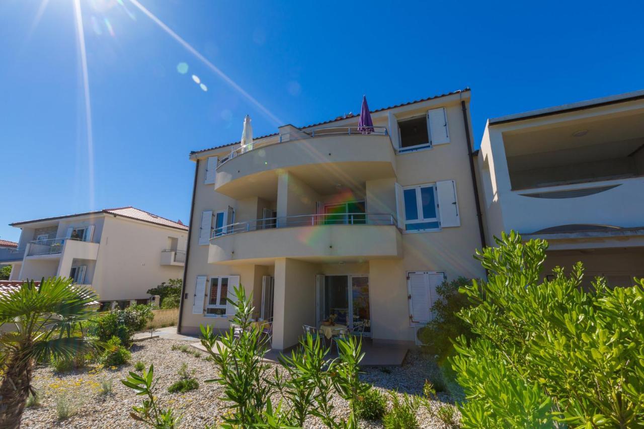 Dakovic Boba Apartman Šilo Kültér fotó